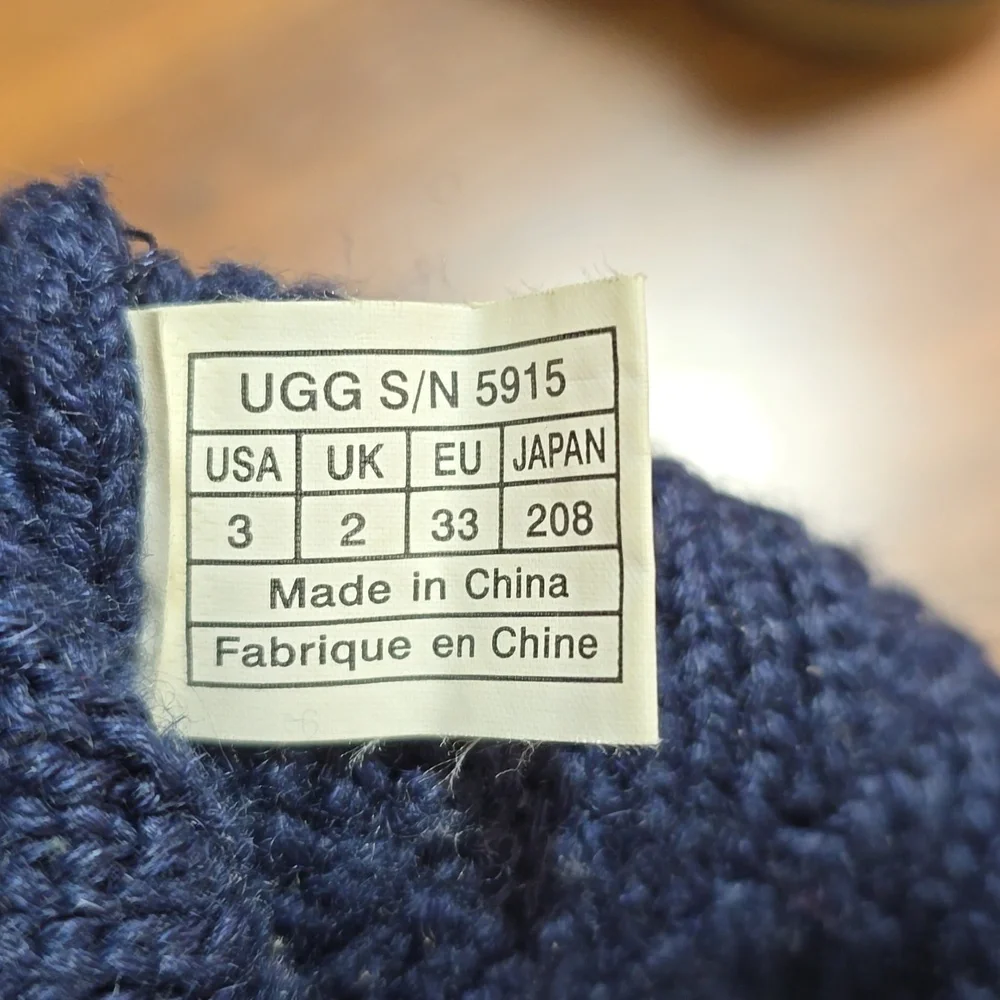 UGG MARQUIS 5915 Sweater Knit Slouch Shearling Tall Boots Kids